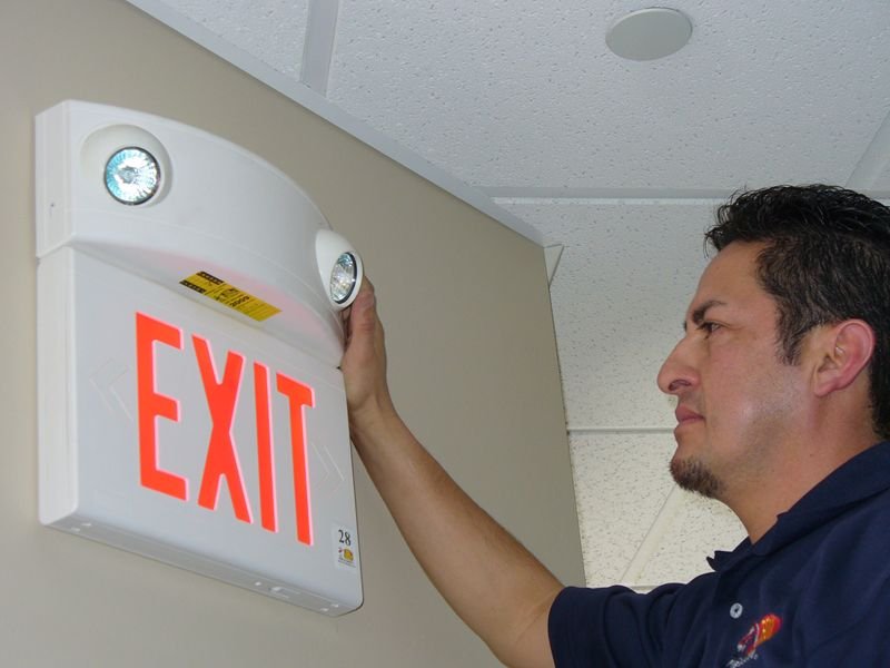 Read more about the article Illuminating Safety: The Importance of Emergency Exit Beam Lights in International Safety Solutions